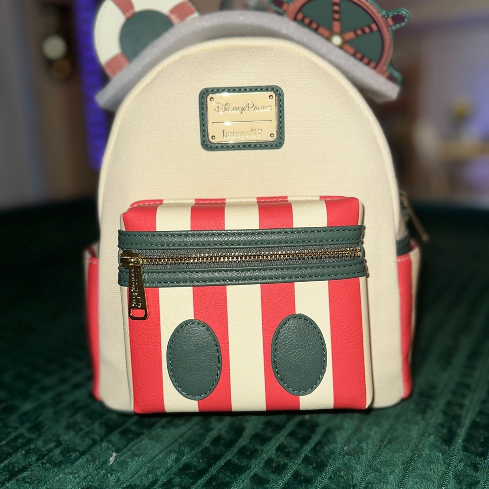 Disney Jungle Cruise 🚢 Loungefly Mini Backpack 🎒 and Ears Set - Picture 5 of 11